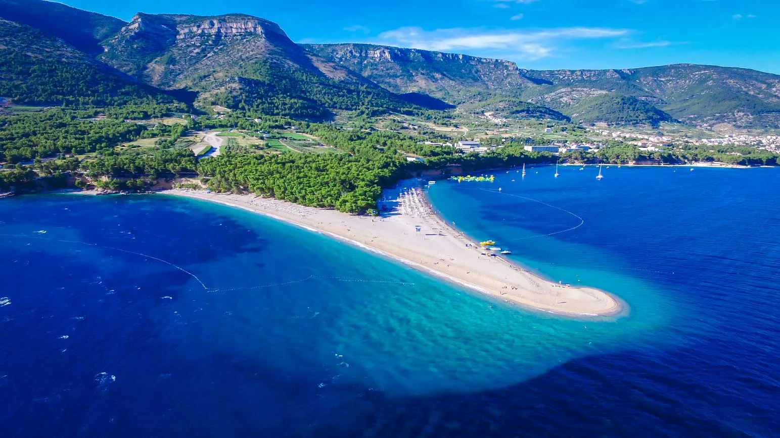 Miles pointing at Brač
